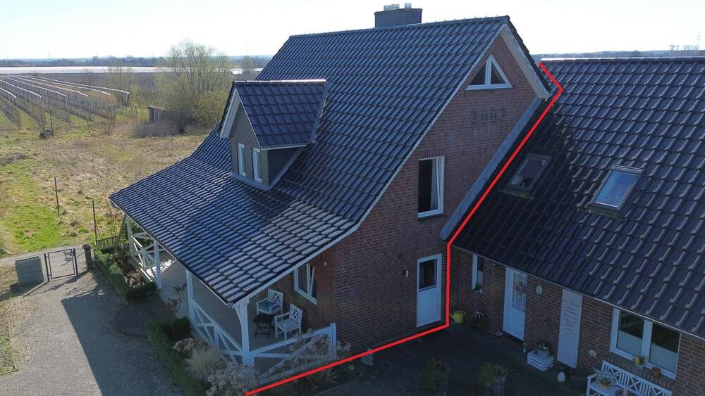 Thumbnail-Modernes Einfamilienhaus mit Gewerbehalle und großzügiger Freifläche - Ideal für Wohnen und Arbeiten