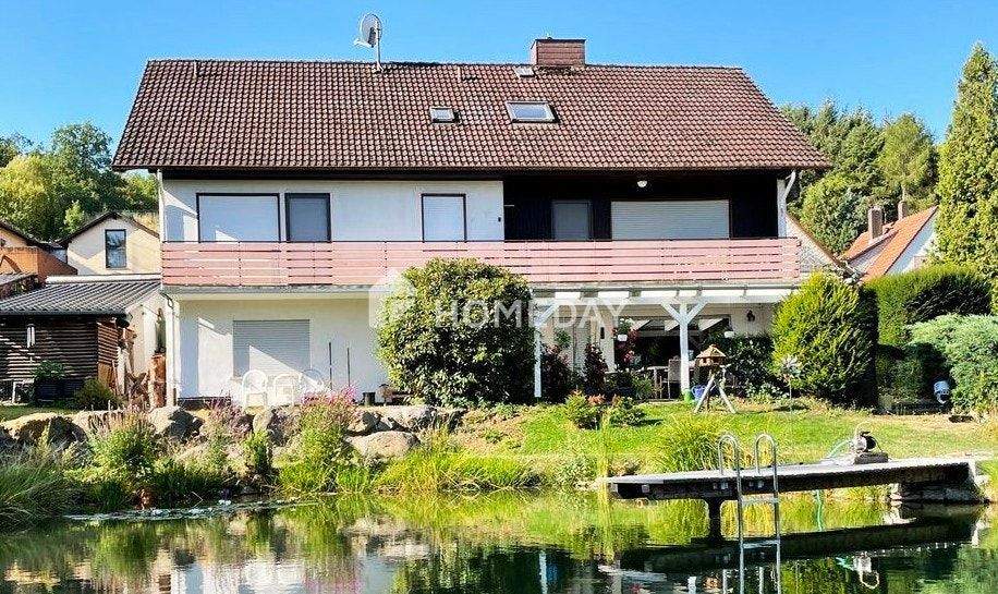 Thumbnail-charmantes Zweifamilienhaus mit großem Garten und Schwimmteich in ruhiger Lage
