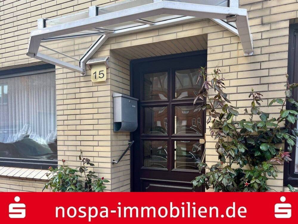 Thumbnail-Nur 3 Gehminuten zum Tönninger Hafen! Einfamilienhaus mit gepflegtem Garten und Garage!