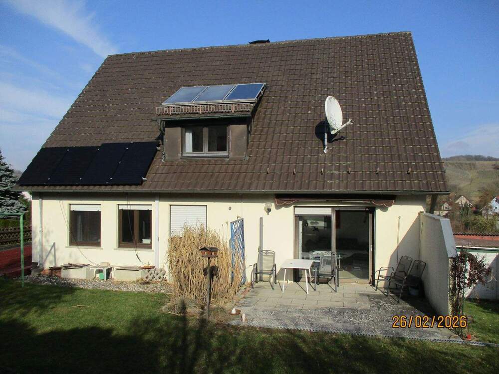 Thumbnail-Charmantes ZFH mit ausgebautem Wohnraum im UG in ruhiger Lage in Michelau