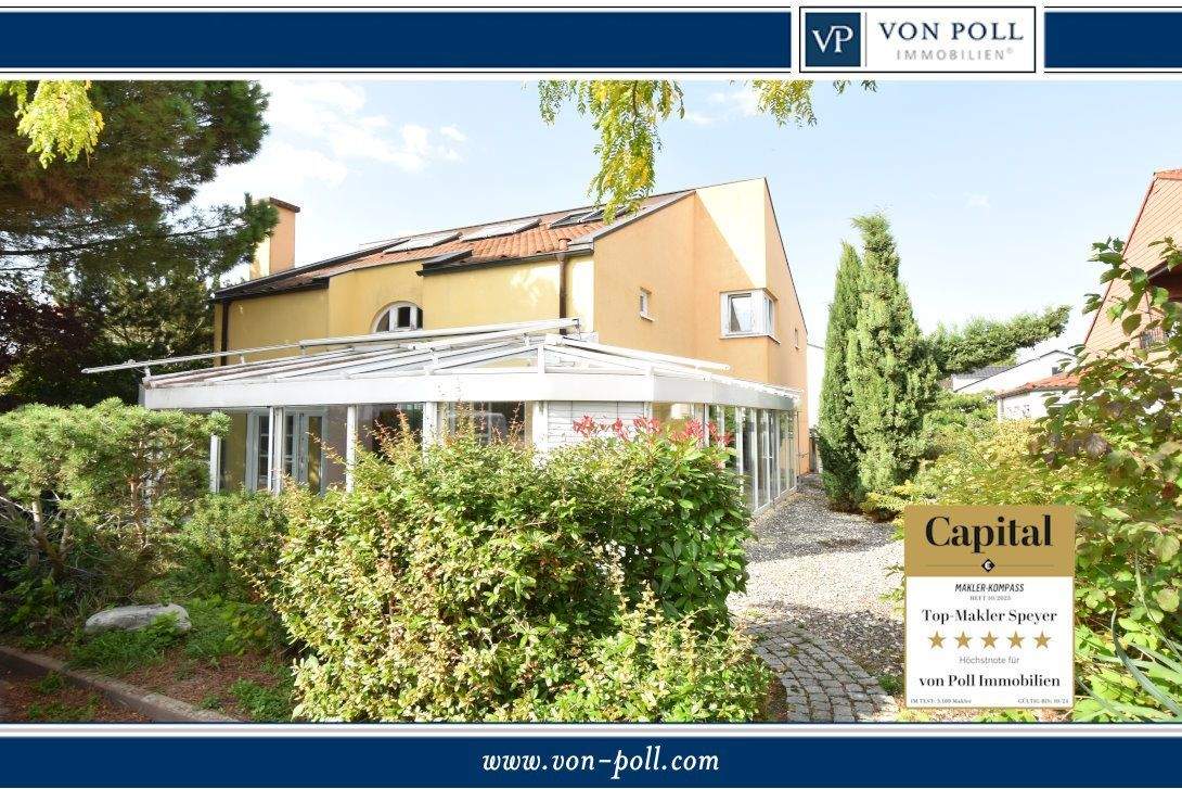 Thumbnail-Stilvolles Einfamilienhaus mit schönem Wintergarten und Einliegerwohnung