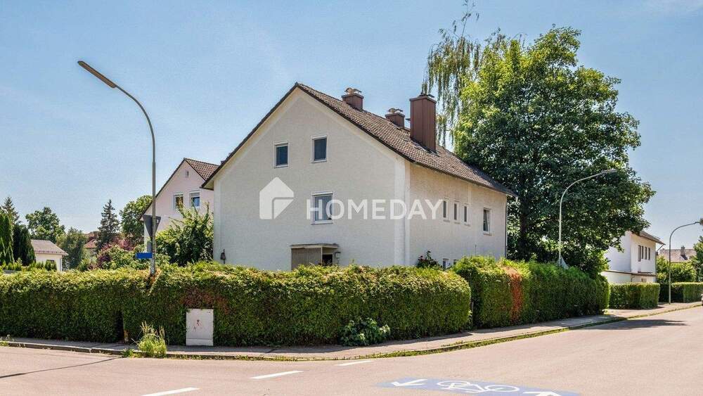 Thumbnail-Dreifamilienhaus mit ca. 240 m² Wohnfläche auf großzügigem Grundstück