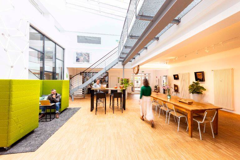 Thumbnail-FLEX PREMIUM: Loft-CoWorking im Mathildenhof - 23 Plätze, Gemeinschaft, Terrasse