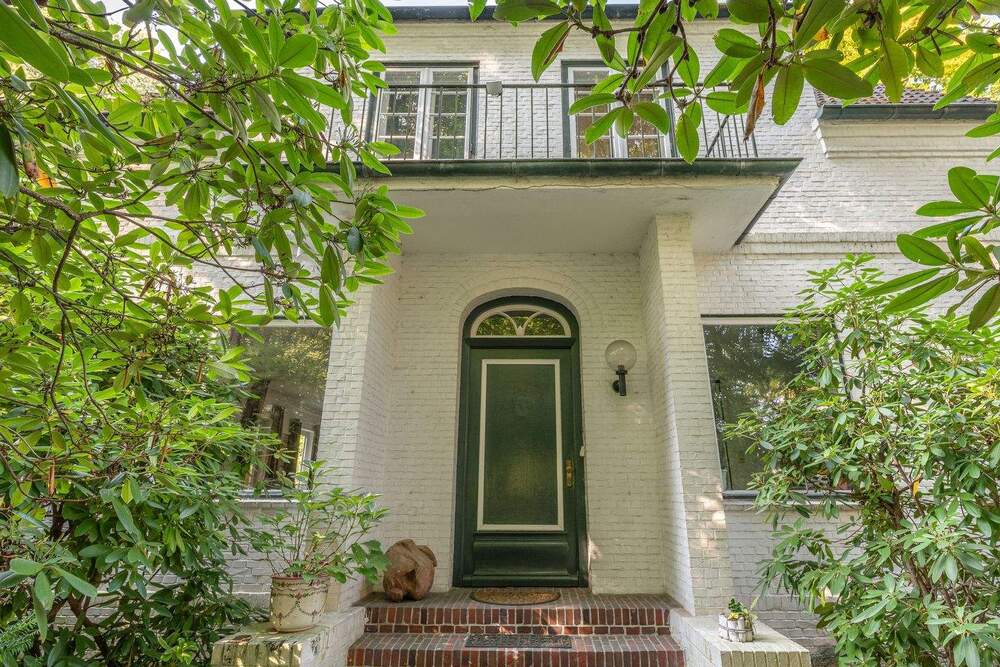 Thumbnail-Zeitlose Eleganz auf parkähnlichem Grundstück - Denkmalgeschütztes Landhaus in den Elbvororten