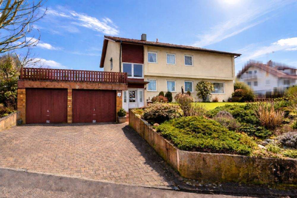 Thumbnail-GLOBAL INVEST SINSHEIM | Tolles freistehendes Einfamilienhaus mit Einliegerwohnung und Doppelgarage in Grombach