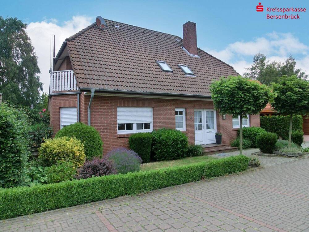 Thumbnail-Gepflegtes Ein- und Zweifamilienhaus in Quakenbrücker Siedlung