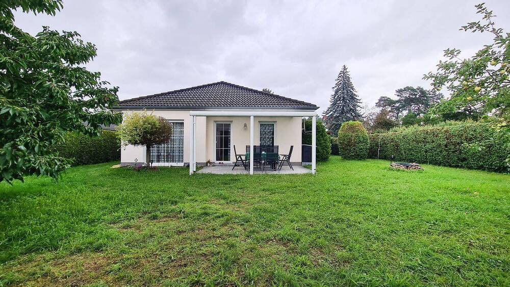 Thumbnail-EIN BUNGALOW, DER HERZEN GEWINNT – MODERN, GEMÜTLICH UND MIT LIEBE ZUM DETAIL