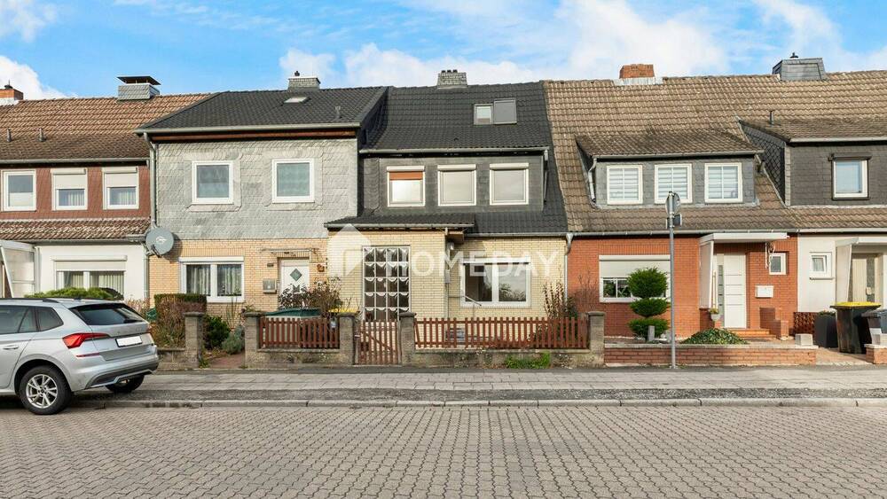 Thumbnail-Gut gepflegtes Reihenmittelhaus mit modernem Bad, Wintergarten, Gartenlaube und ausgebautem DG