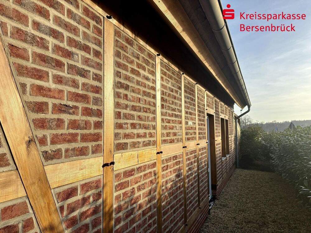 Thumbnail-Fachwerkhaus mit großem Nebengebäude