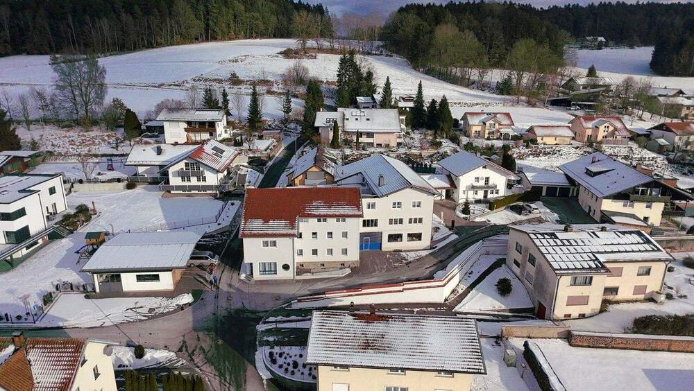 Thumbnail-Investitionschance! Wohn- und Geschäftshaus in Teisnach