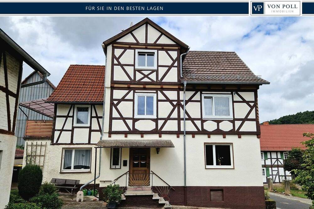 Thumbnail-Gepflegtes Einfamilienhaus mit Obstgarten und Scheune