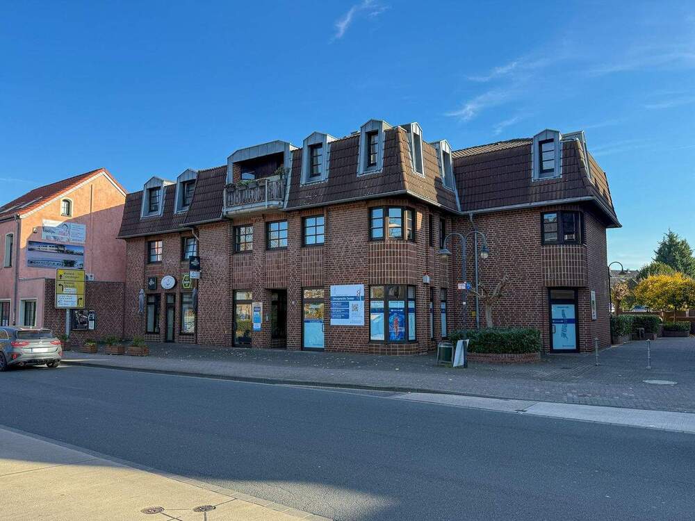 Thumbnail-Attraktives Mehrfamilien- & Geschäftshaus in zentraler Lage von Meerbusch-Lank