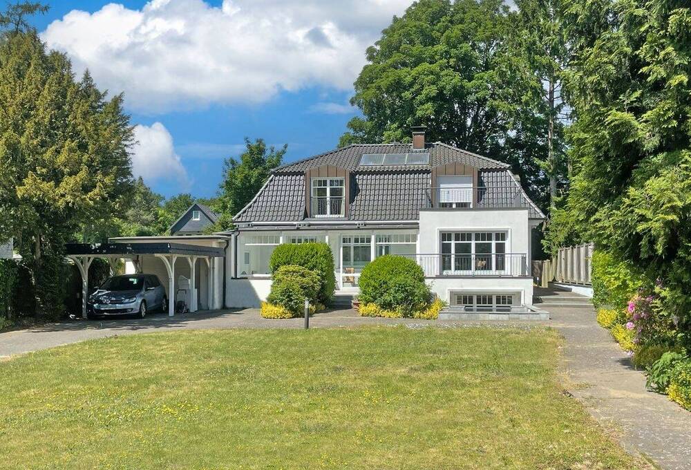 Thumbnail-Stilvolles Einfamilienhaus mit 6 Zimmern und Südgarten - Wohnen nahe des Alsterlaufs