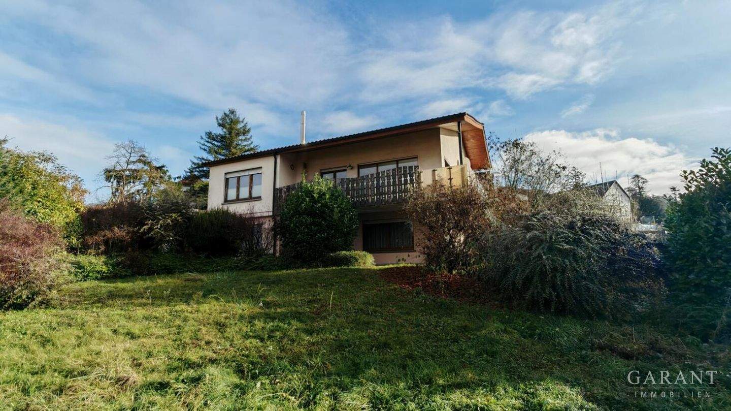 Thumbnail-Großzügiges Einfamilienhaus mit Einliegerwohnung, traumhafter Aussicht in Niefern-Öschelbronn