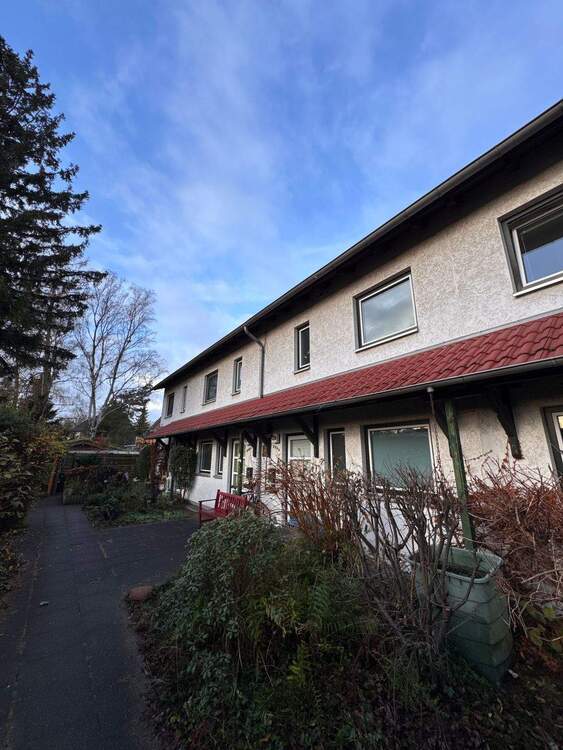 Thumbnail-kleine Perle, Reihenhaus in Schnelsen (an der Grenze zu Eidelstedt), gebaut in 3. Reihe zur Holsteiner Chaussee