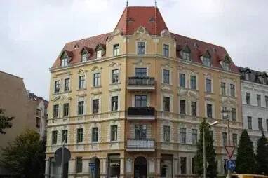 Thumbnail-geräumige Zwei- Raumwohnung mit großer Küche und Balkon