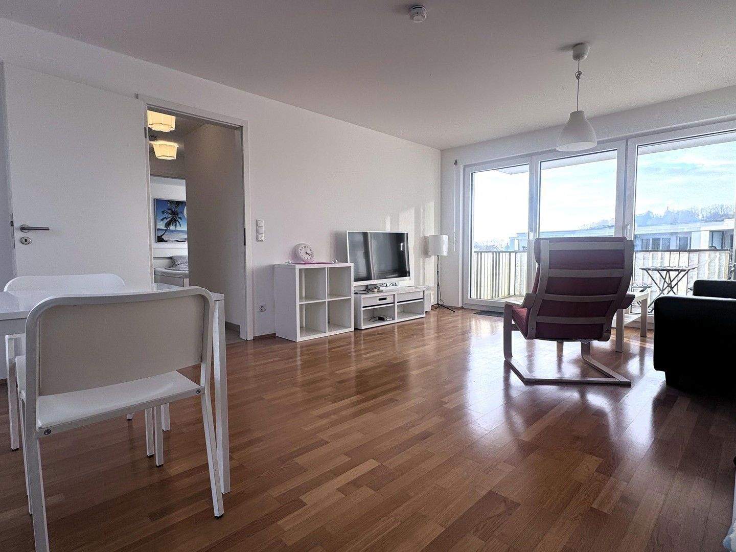 Thumbnail-Ohne Provision! Sofort bezugsfrei! Anbindung München & Flughafen, 3 Zi. Wohnung, oberstes Stockwerk