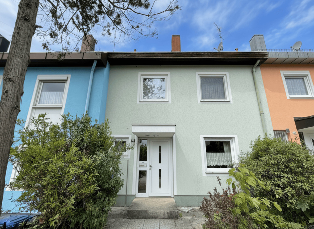 Thumbnail-Gepflegtes Reihenmittelhaus mit ausgebautem Dachgeschoss in Fürth-Burgfarrnbach