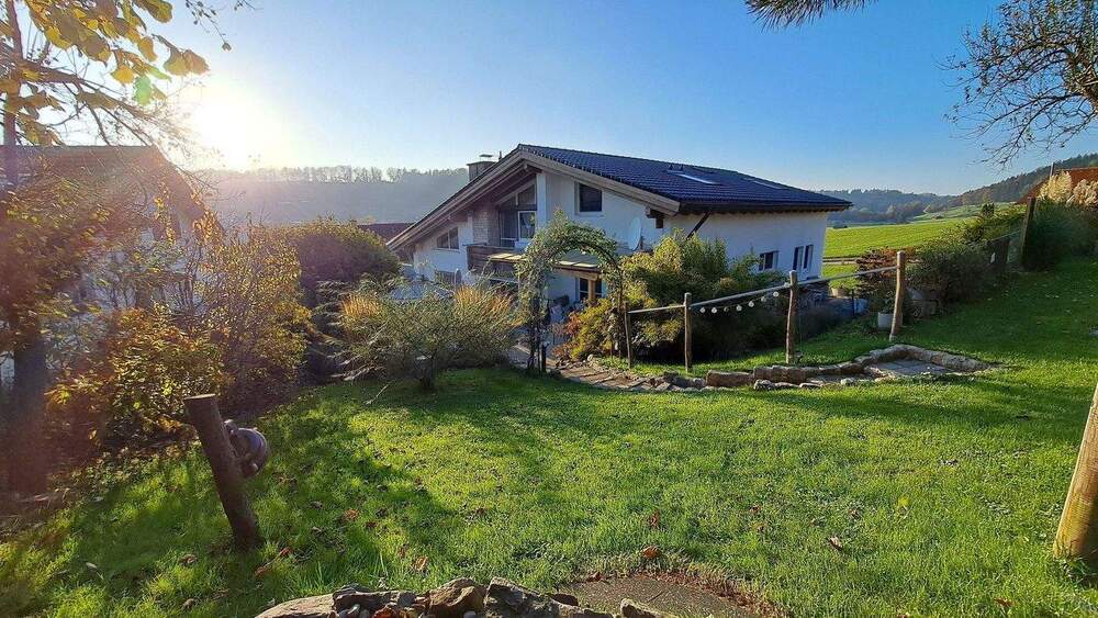 Thumbnail-VON PRIVAT: Sonniges Wohlfühl-Haus mit ELW im Ostallgäu