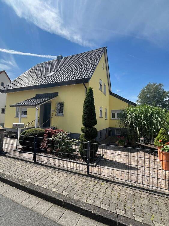 Thumbnail-ZWEIFAMILIENHAUS AN WIESEN – LEBEN IN UND MIT DER NATUR! GROSSZÜGIGES WOHNEN – ARBEITEN – FREIZEIT IM WUNDERSCHÖNEN GARTENBEREICH