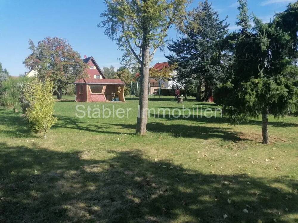 Thumbnail-Großes idyllisches Grundstück in Seenähe