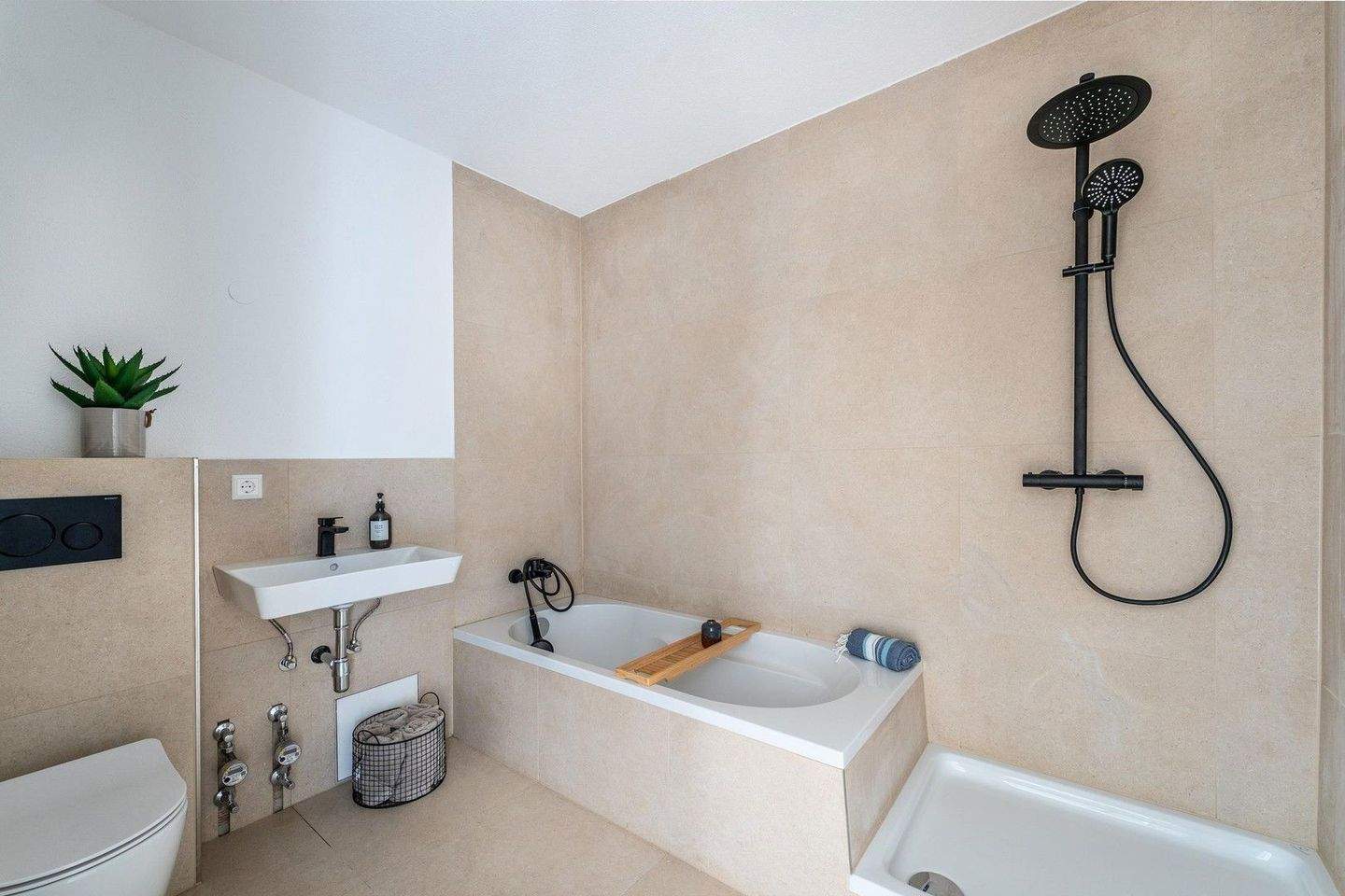 Thumbnail-+++Tolle 3,5-Zimmer Wohnung mit großem Balkon und TG Stellplatz+++