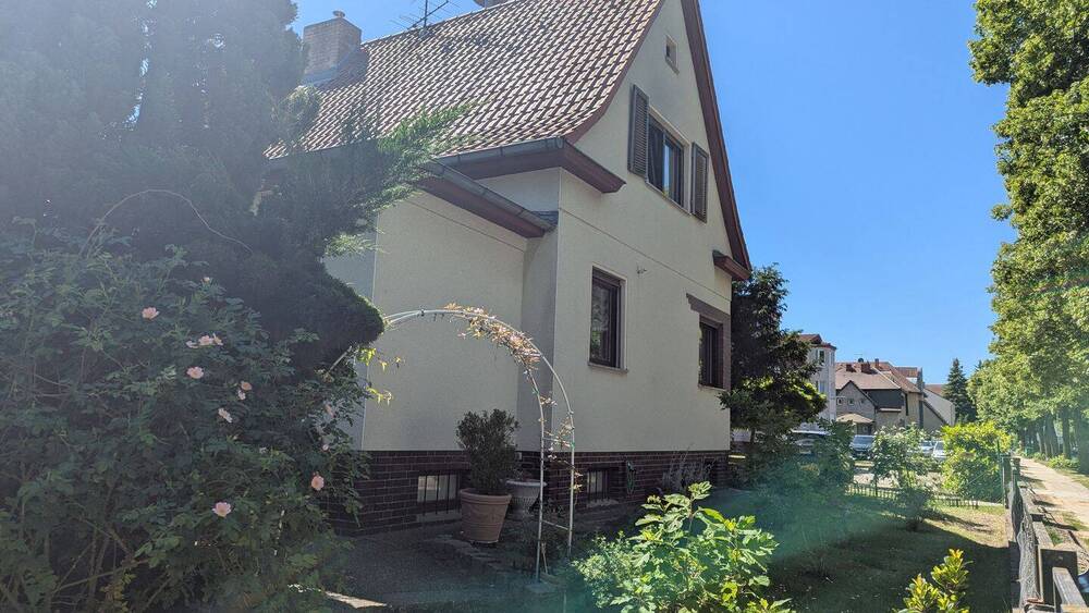 Thumbnail-Einfamilienhaus mit 808 qm Garten -ruhig gelegen