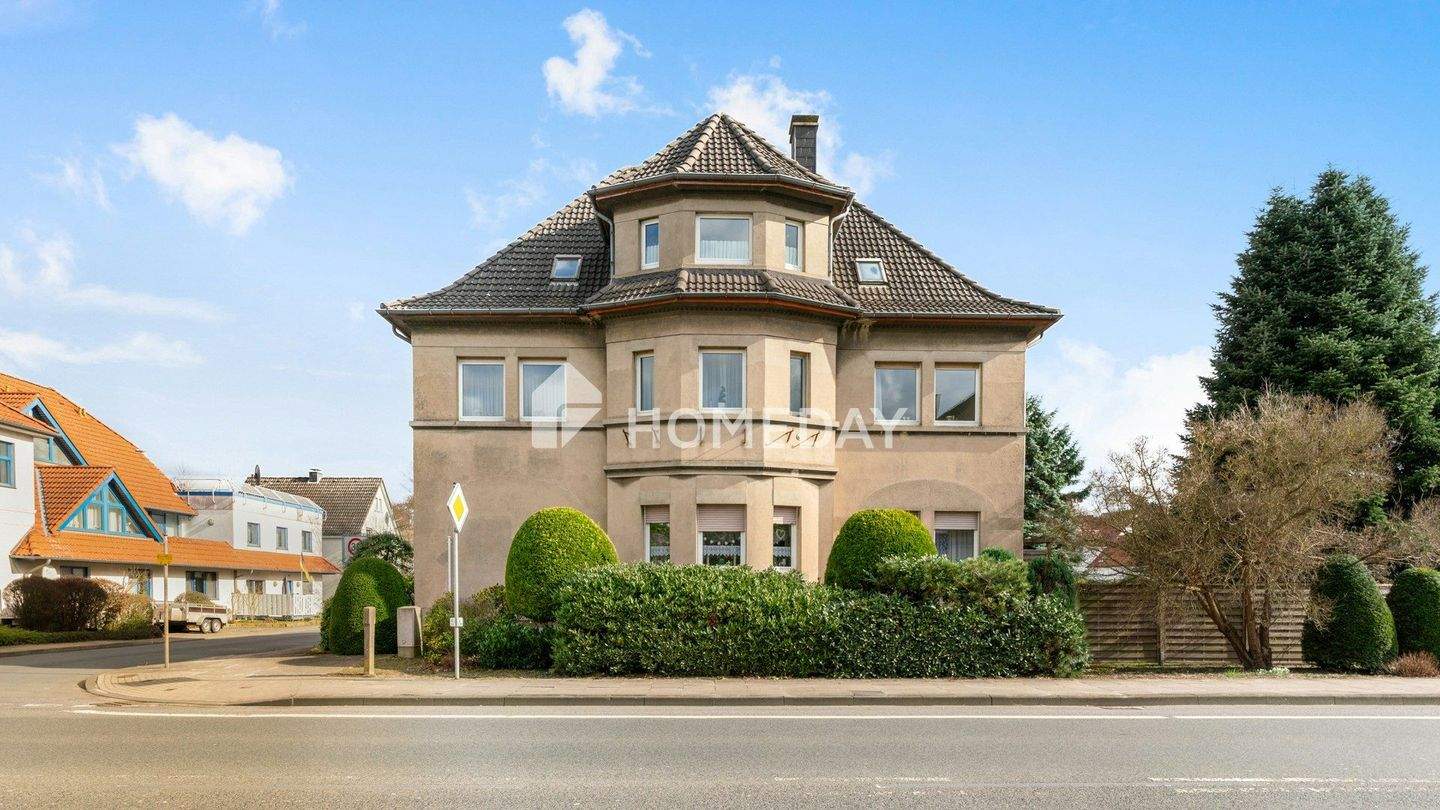 Thumbnail-Charaktervolles Dreifamilienhaus auf 1.239 m² Grundstück mit zusätzlicher Bebauungsoption