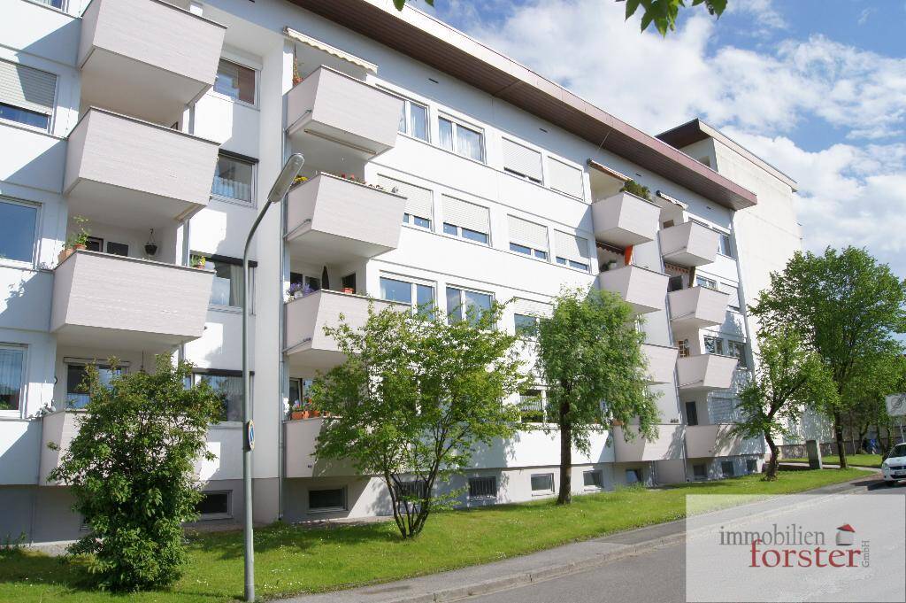Thumbnail-Große 5-Zimmer-Wohnung mit Westblk. in zentraler Lage von Weilheim (West)