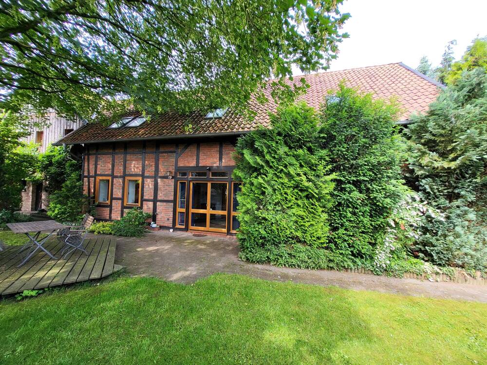 021 links Garten.jpg