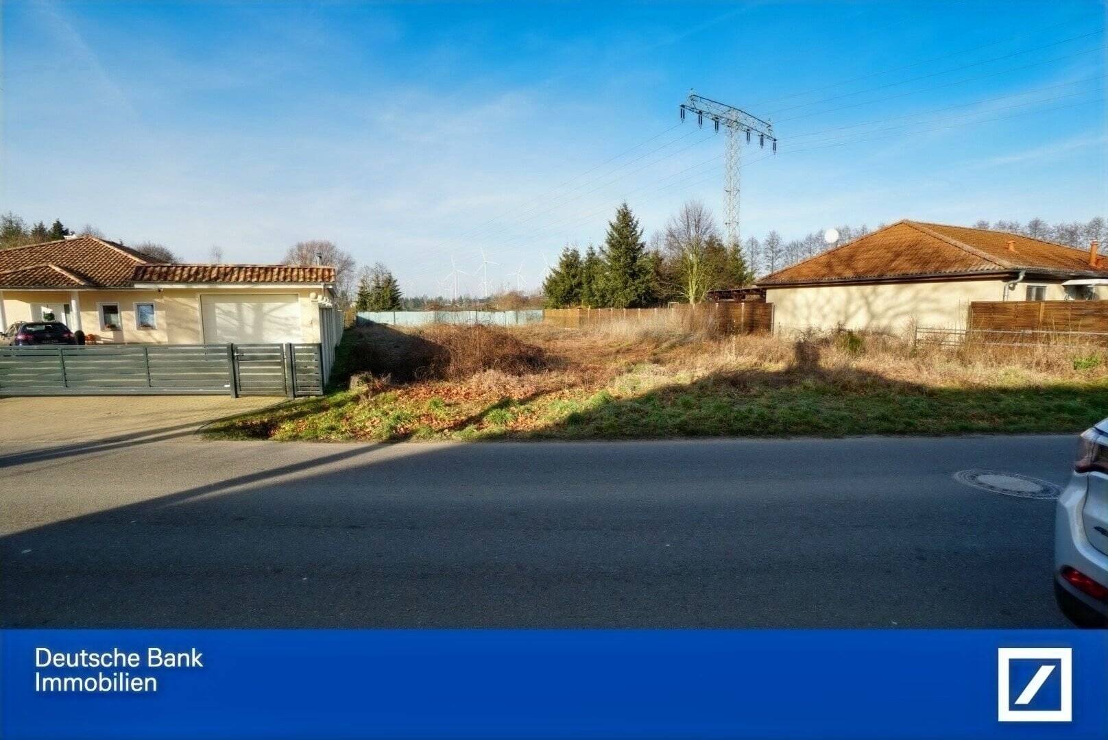 Grundstück straßenseitig