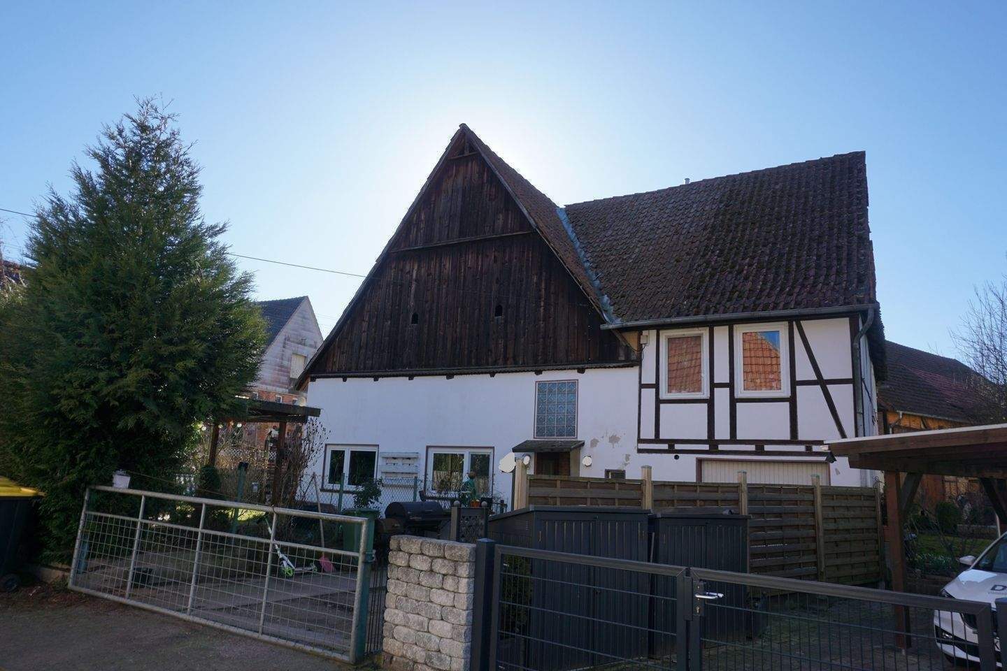 Thumbnail-*** Einfamilienhaus in ruhiger Wohnlage mit größerem Platzbedarf ***