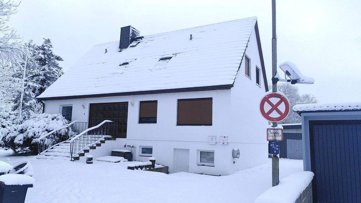 Thumbnail-Charmantes Einfamilienhaus, 2 Wohneinheiten mit großem Garten in ruhiger Wohnlage