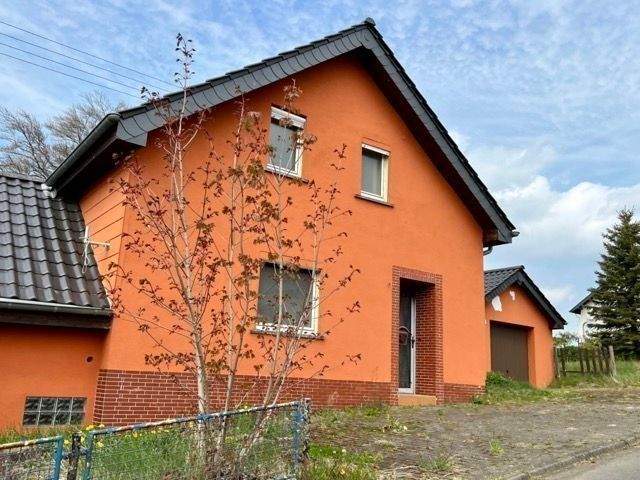 Thumbnail-Charmantes Einfamilienhaus mit großem Garten und viel Potenzial