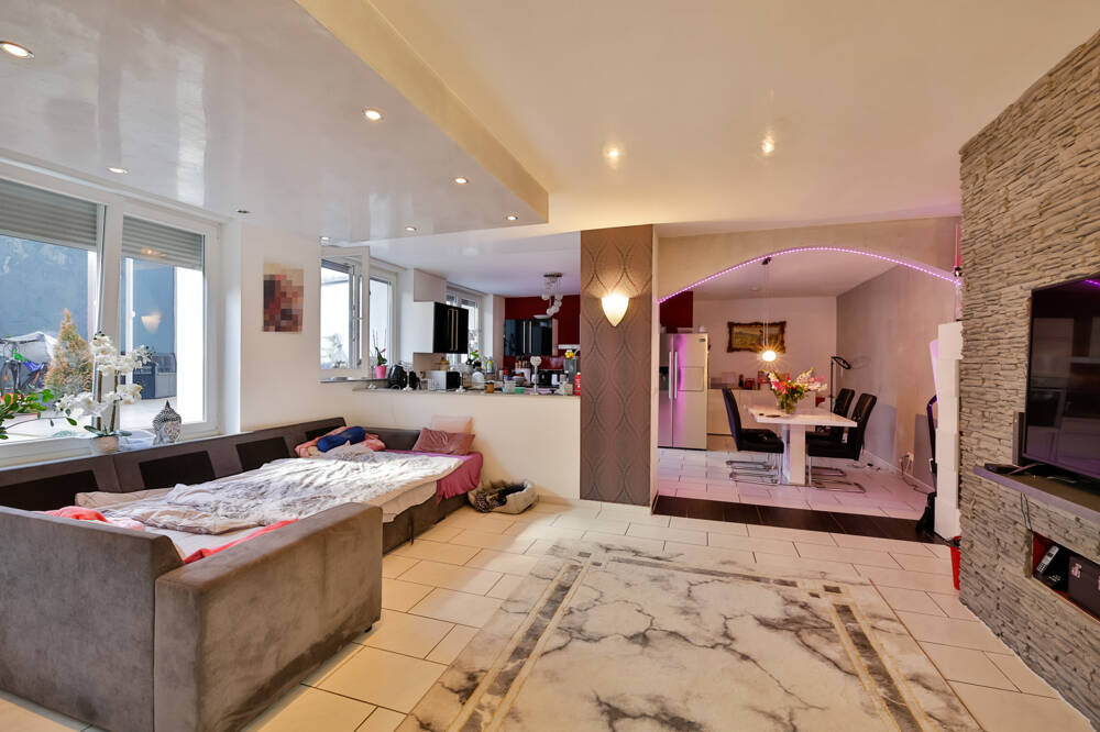 Thumbnail-Versteckte Perle! Neuwertige und TOP-ausgestattete 3-Zimmer-Wohnung in zentrumsnaher Lage!