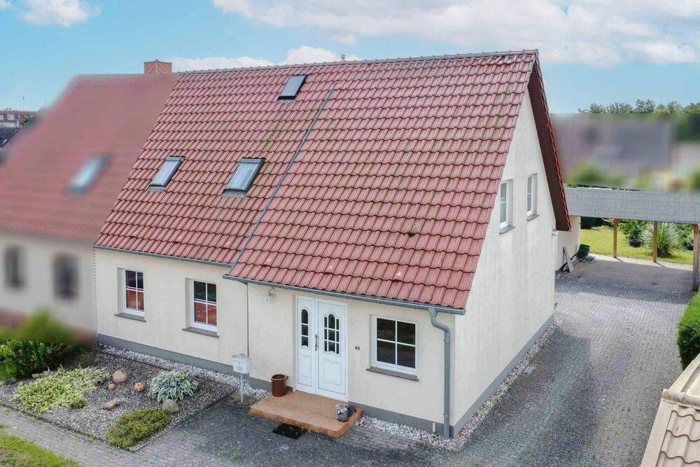 Thumbnail-Modernisierte Doppelhaushälfte mit Anbau, Photovoltaik und schönem Garten in Tribsees