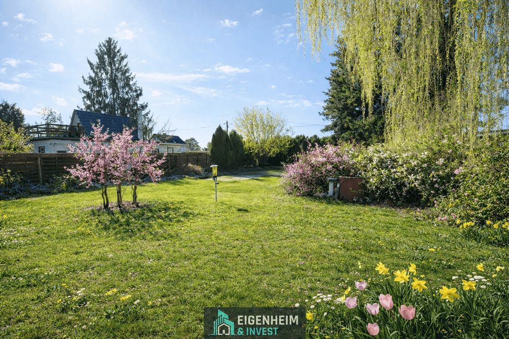 Thumbnail-Seltene Gelegenheit in Neu-Venedig: Baugrundstück am Wasser mit Bootshaus