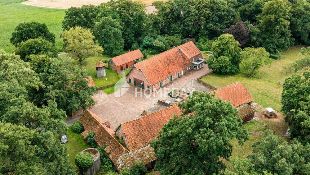 Thumbnail-Historisches Bauernhaus mit Weitblick - Großzügiges Anwesen mit 20.000?m² Grundstück in Alleinlage