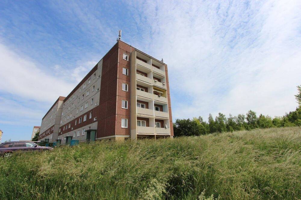 Thumbnail-Erdgeschosswohnung mit großer Dusche und Balkon sucht Nachmieter!
