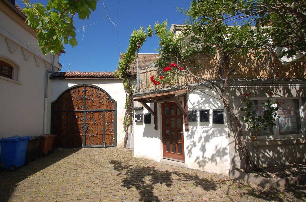 Thumbnail-Wohnen wo andere Urlaub machen: Mehrgenerationenhaus in beliebter Lage