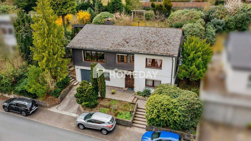 Thumbnail-Wohnen auf dem Seltersberg - gepflegtes EFH mit 2 Vollgeschossen, Garage und Garten