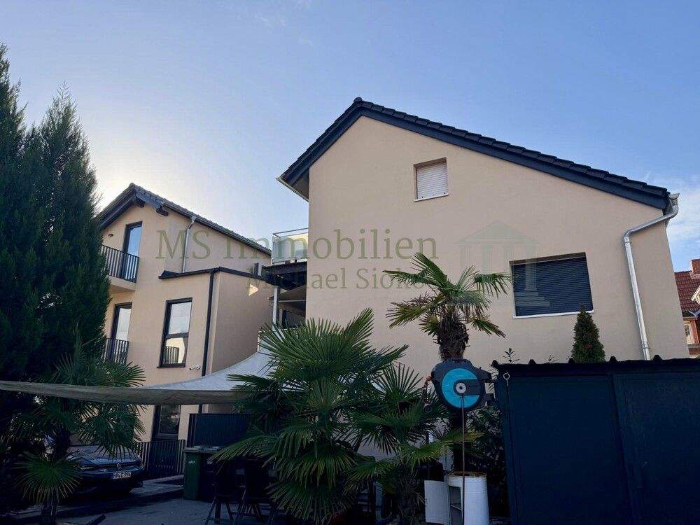 Thumbnail-*** Attraktives Mehrfamilienhaus mit möglicher Erweiterung ***