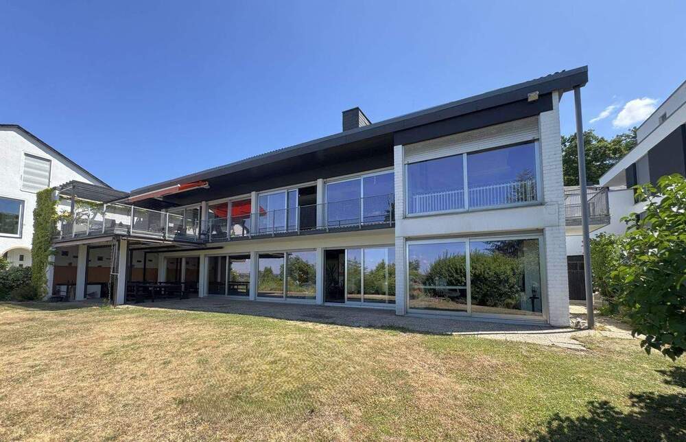 Thumbnail-Außergewöhnliches Anwesen mit unverbaubarem Panoramafernblick in bevorzugter Wohnlage von Vallendar