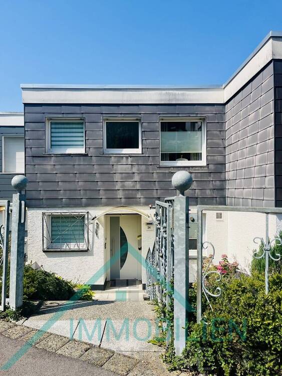 Haus Front