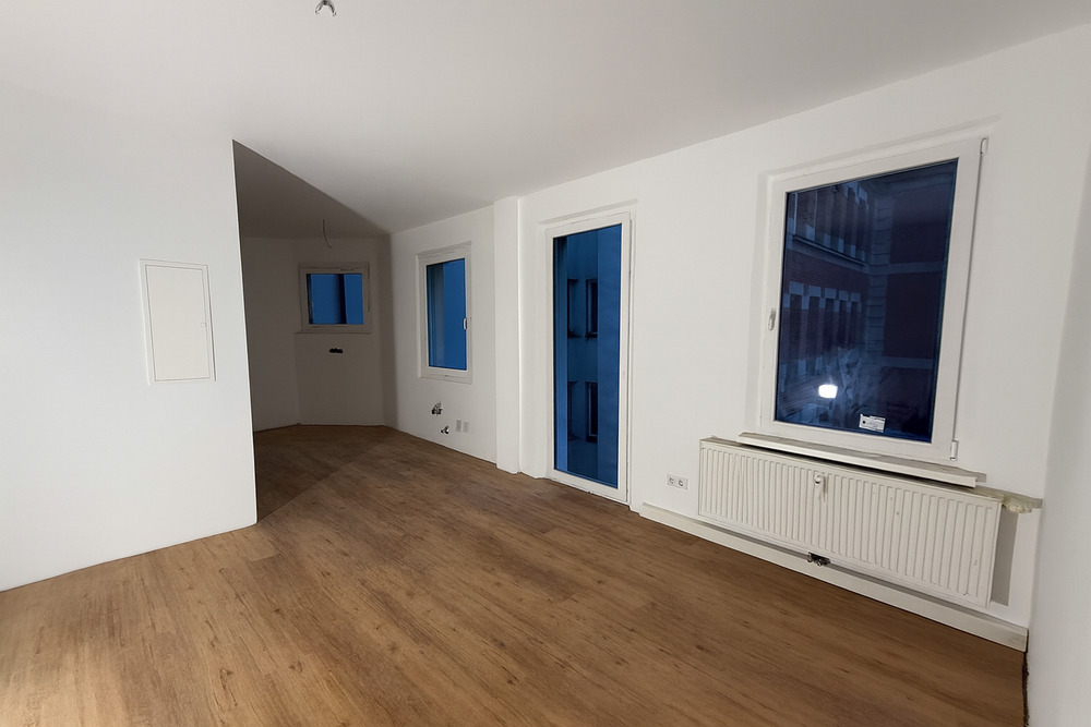 Thumbnail-Zentral wohnen: frisch modernisierte 2-Zimmer-Wohnung mit Einbauküch