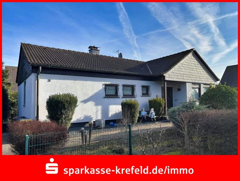 Thumbnail-Freistehendes Einfamilienhaus mit Garage