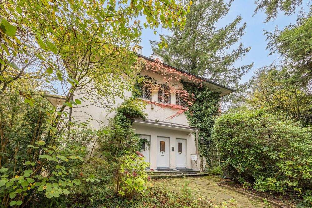Thumbnail-Historisches Zweifamilienhaus am Boltenberg