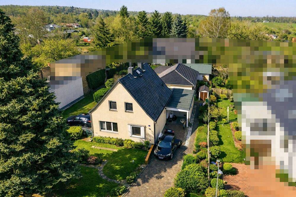 Thumbnail-Familienfreundliches Mehrgenerationen-Ensemble mit vielseitigen Nutzungsmöglichkeiten