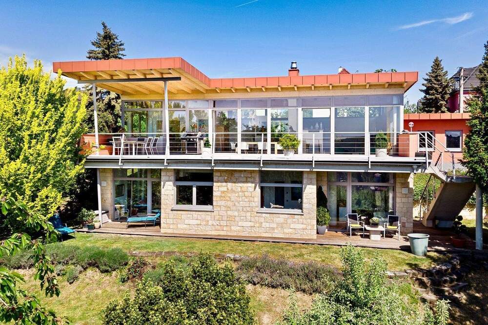 Thumbnail-*Individuelles und sehr hochwertiges Architektenhaus in ruhiger und grüner Bestlage*
