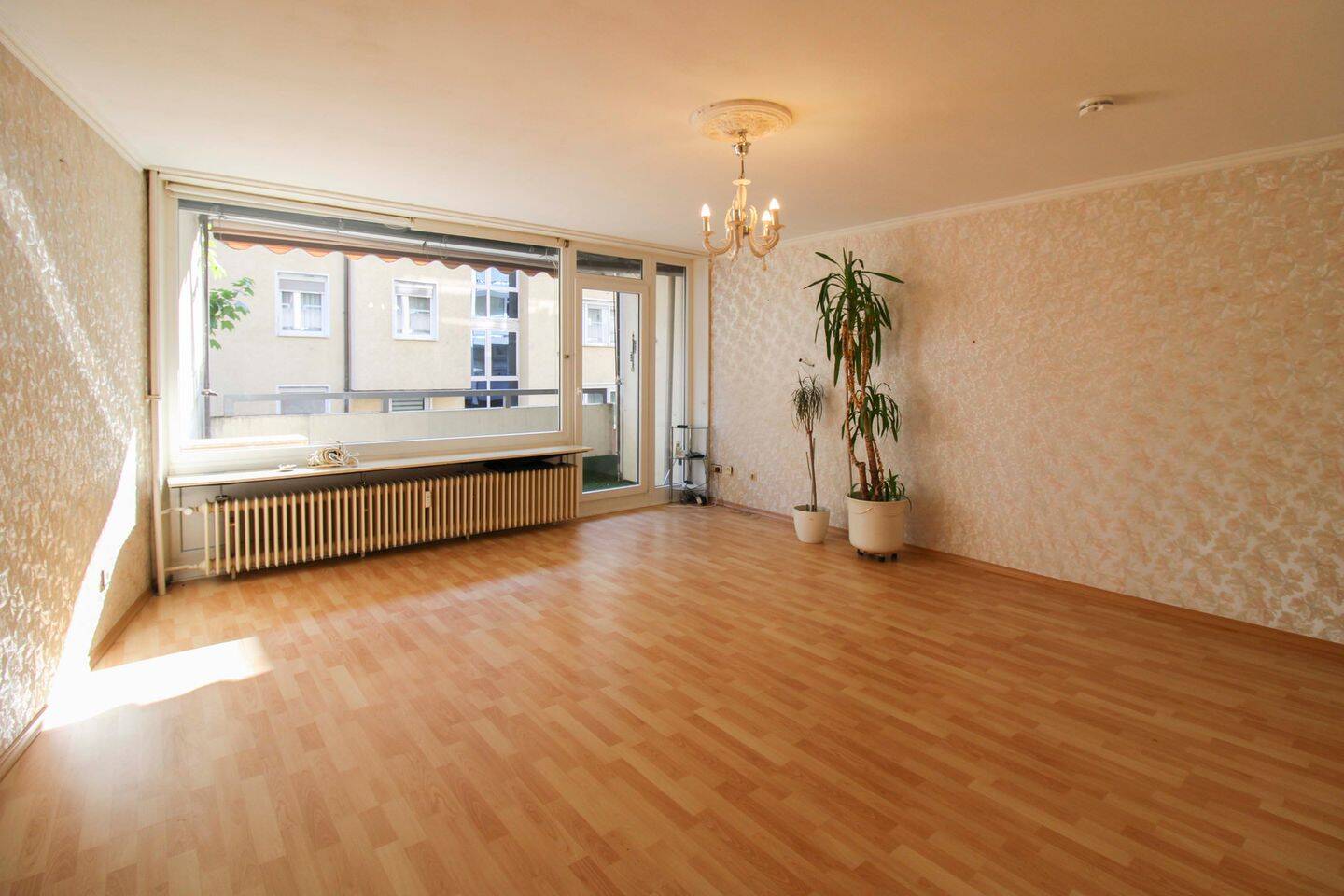 Thumbnail-Charmante 2-Zimmer-Wohnung mit Loggia in Citylage